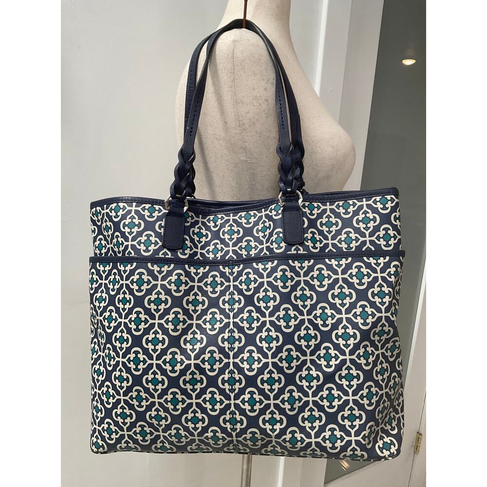 Brighton Araceli Carryall Tote Blue & White Geometric Carryall Tote - Picture 4 of 16